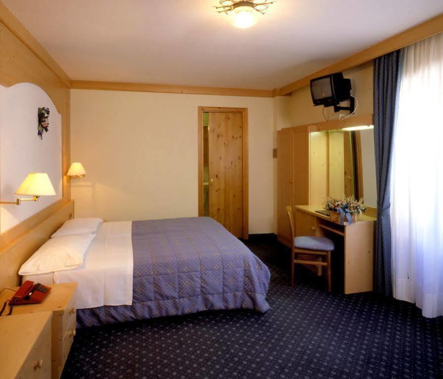 Hotel San Martino San Martino Di Castrozza Εξωτερικό φωτογραφία